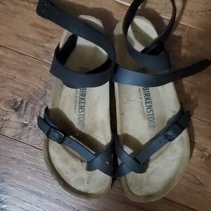 Black Birkenstock Yara sandal